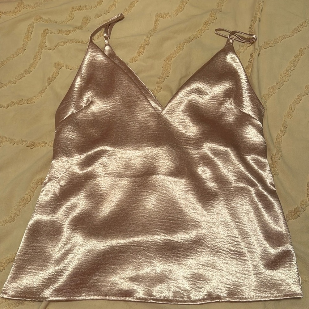 Pink/rose gold tank top size small
